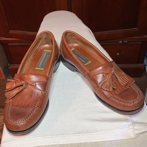 Johnston & Murphy tassel loafers size 10
